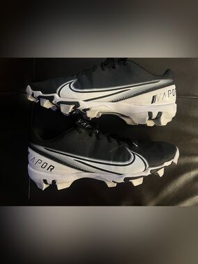 Nike Men’s Sz 12 Football Cleats Black/White Vapor Fastflex CD0074-00